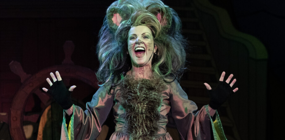 Nancy Penvose as Queen Rat in Dick Whittington